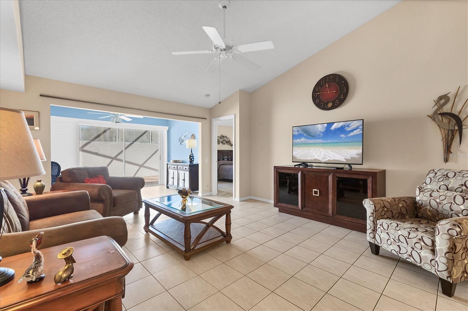 CRESTWOOD VILLAGE OF SARA 4 & 5 - Residential