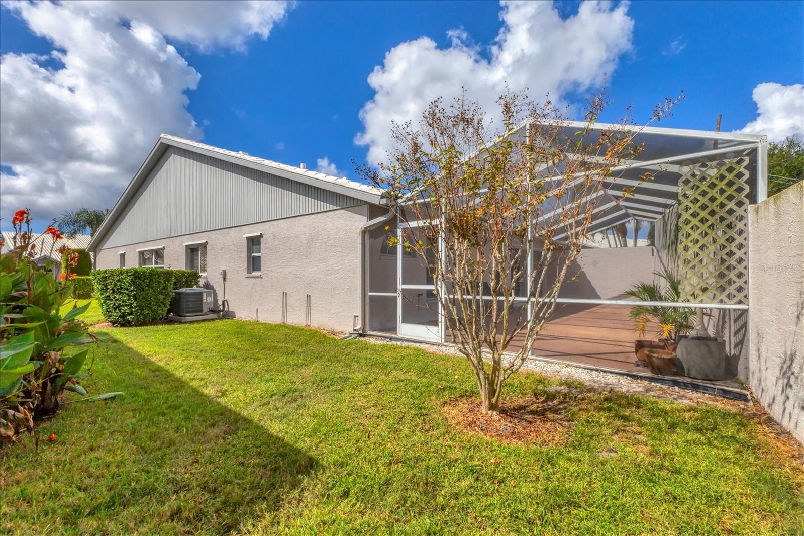 CRESTWOOD VILLAGE OF SARA 4 & 5 - Residential