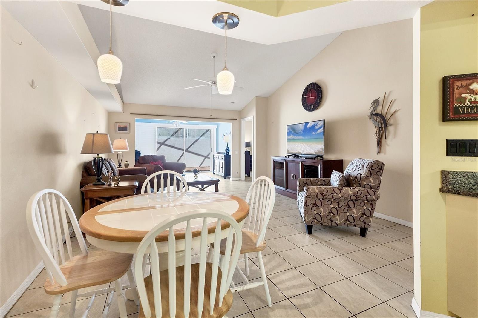 CRESTWOOD VILLAGE OF SARA 4 & 5 - Residential