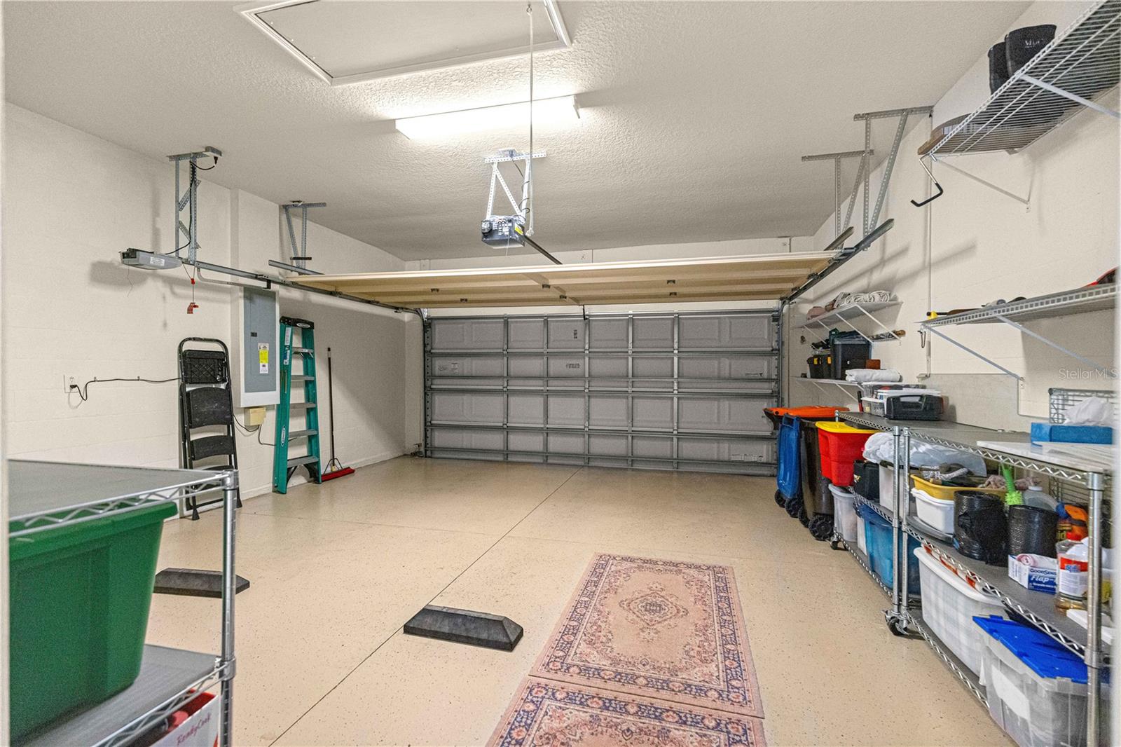 STONE CREEK - Residential