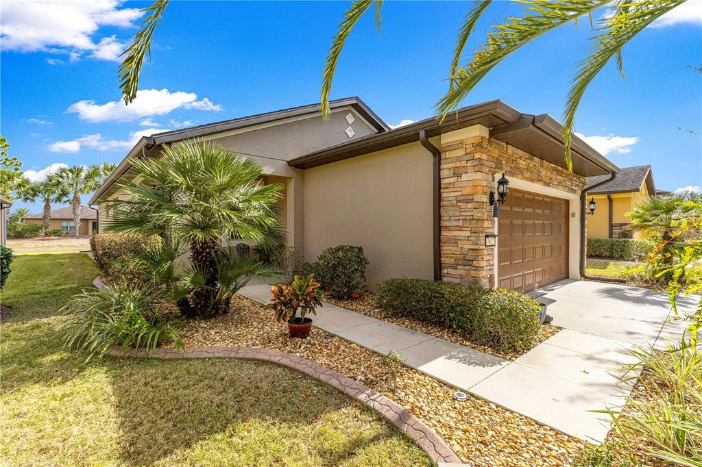 Photo of 7627 SW 94th Circle, Ocala, FL 34481 (MLS # OM716422)