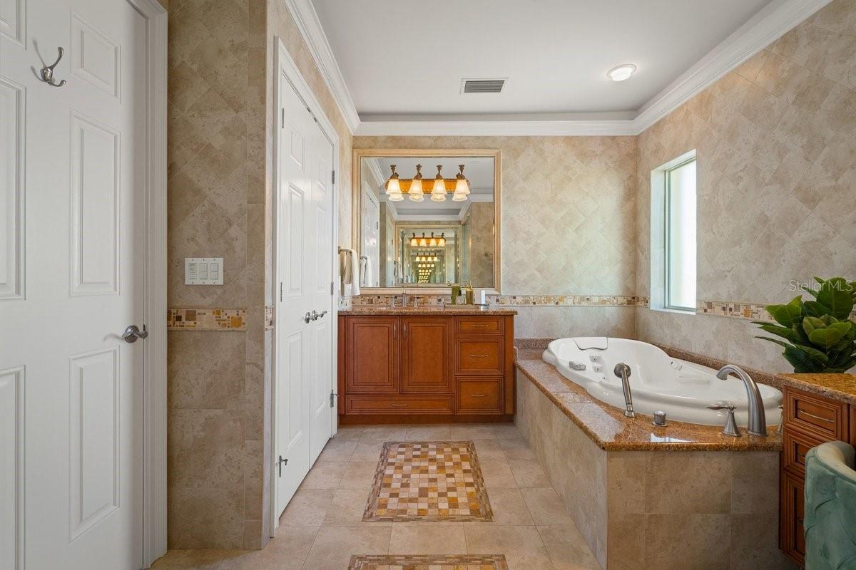 ARMAND BEACH ESTATES - Residential