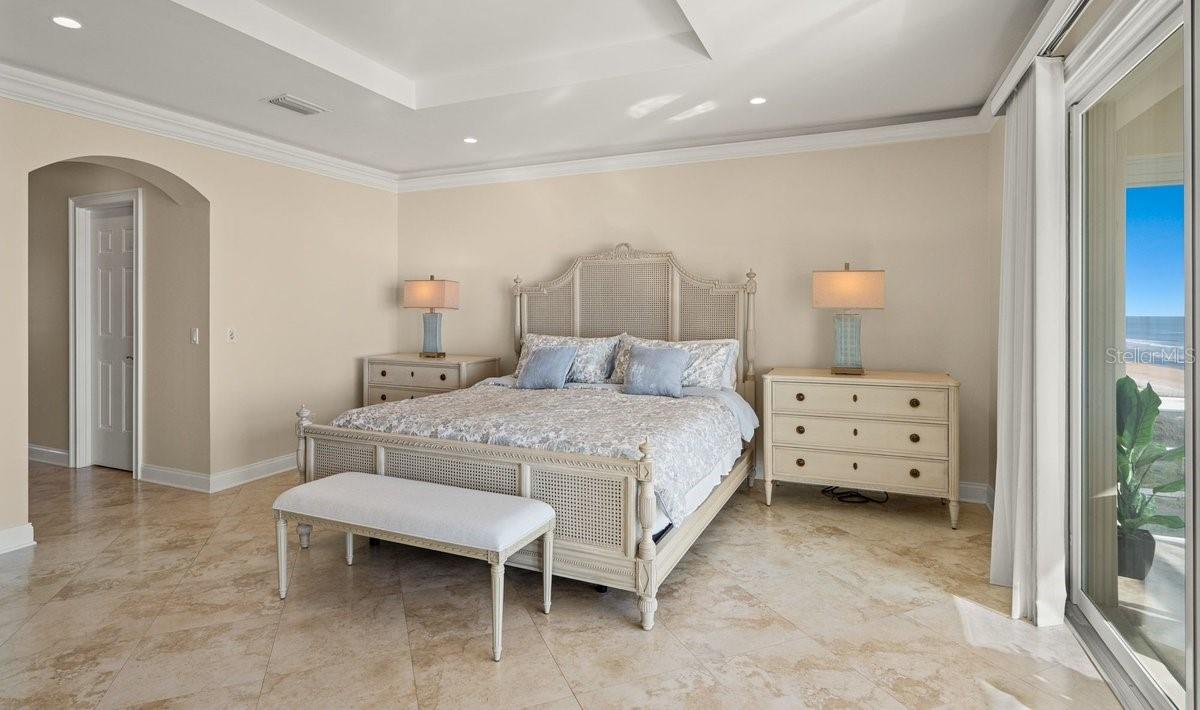 ARMAND BEACH ESTATES - Residential