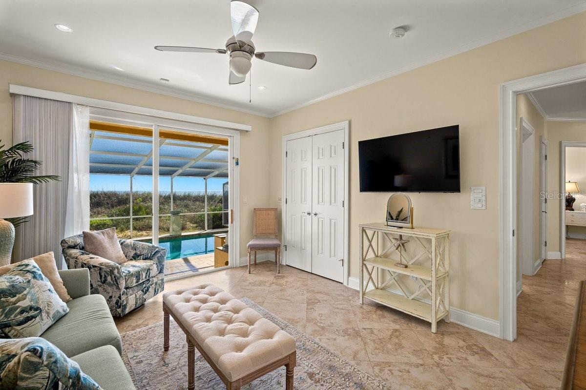 ARMAND BEACH ESTATES - Residential