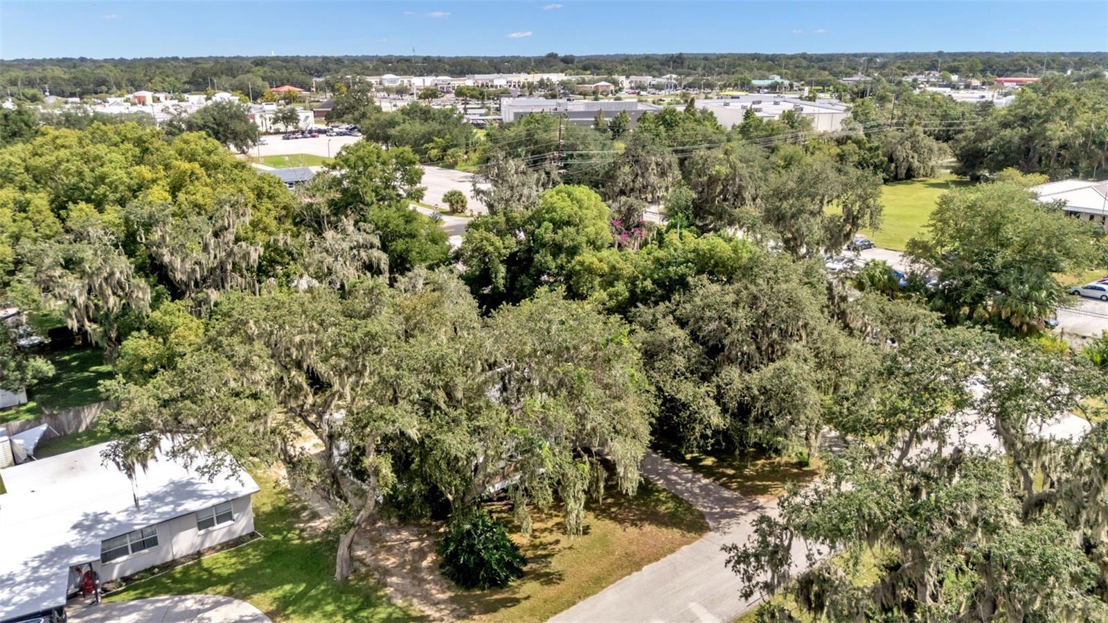 AVON VILLA SUB - Residential
