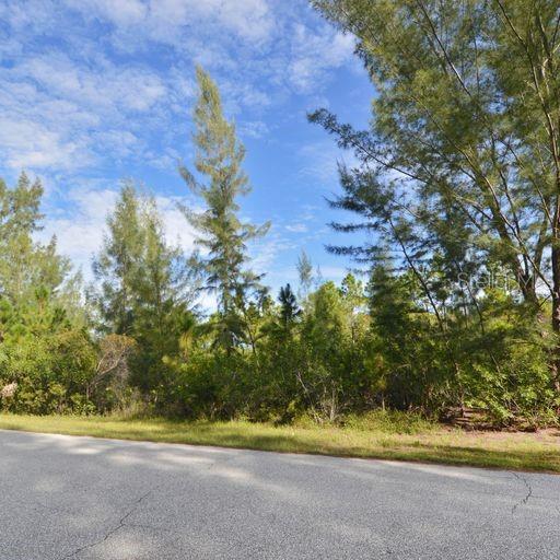 PORT CHARLOTTE SEC 94 01 STREP - Land