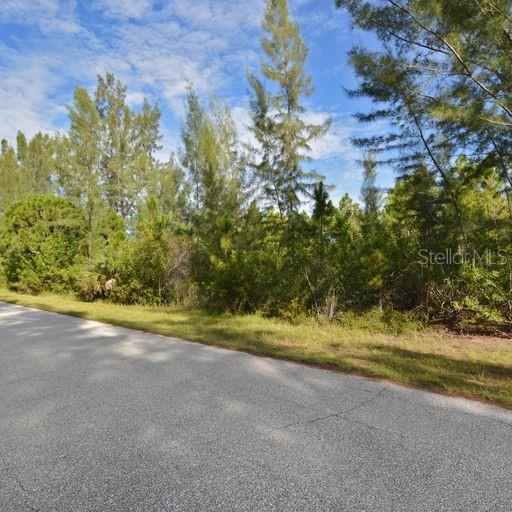 PORT CHARLOTTE SEC 94 01 STREP - Land