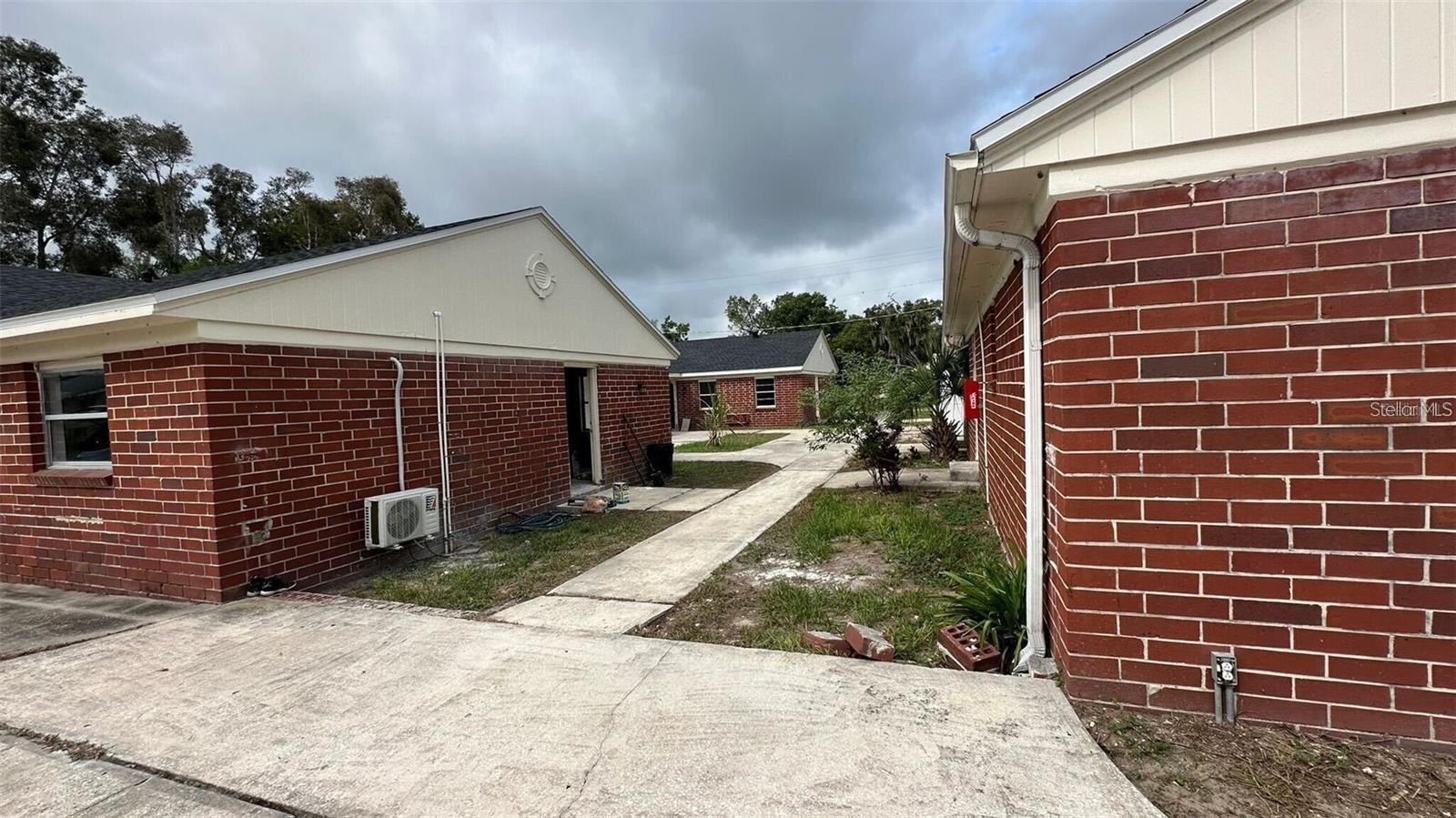 CODINGTON LAKE ALFRED - Residential Lease