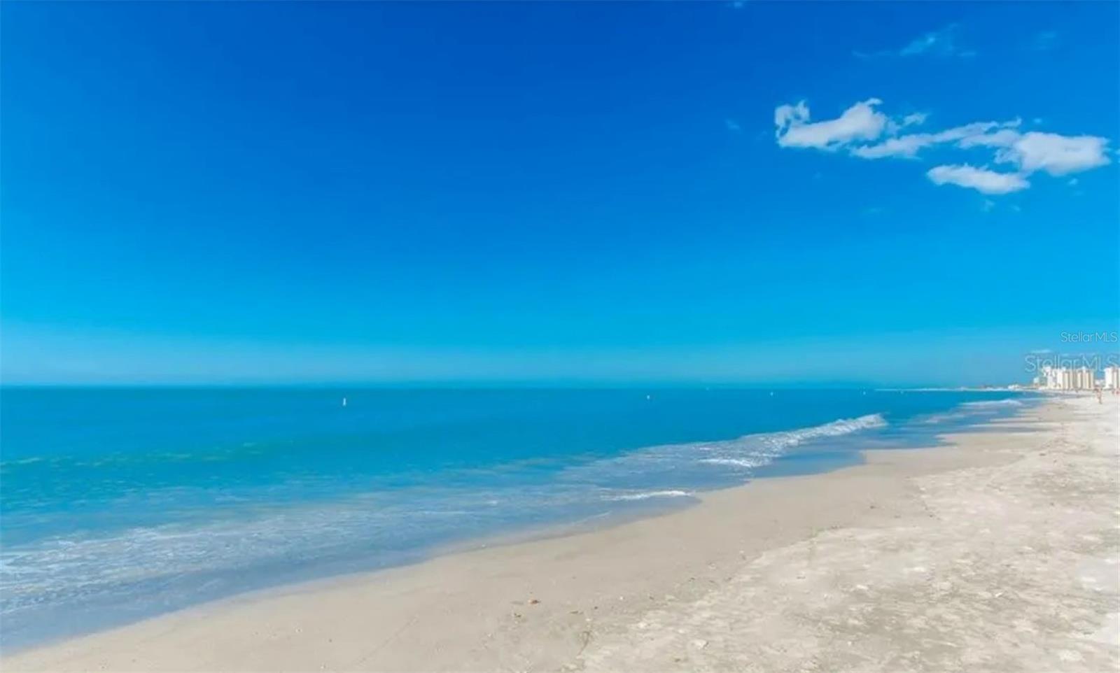 LANDMARK TOWERS - Residential