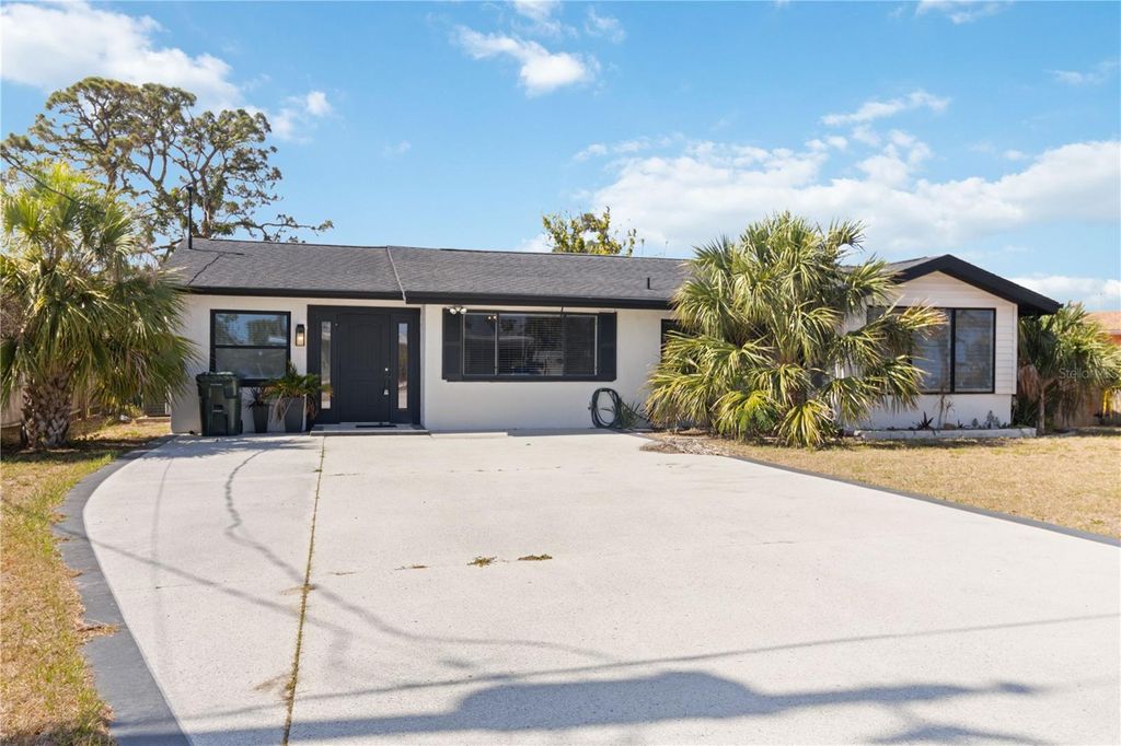 Photo of 75 Virginia Court, Englewood, FL 34223 (MLS # O6302718)