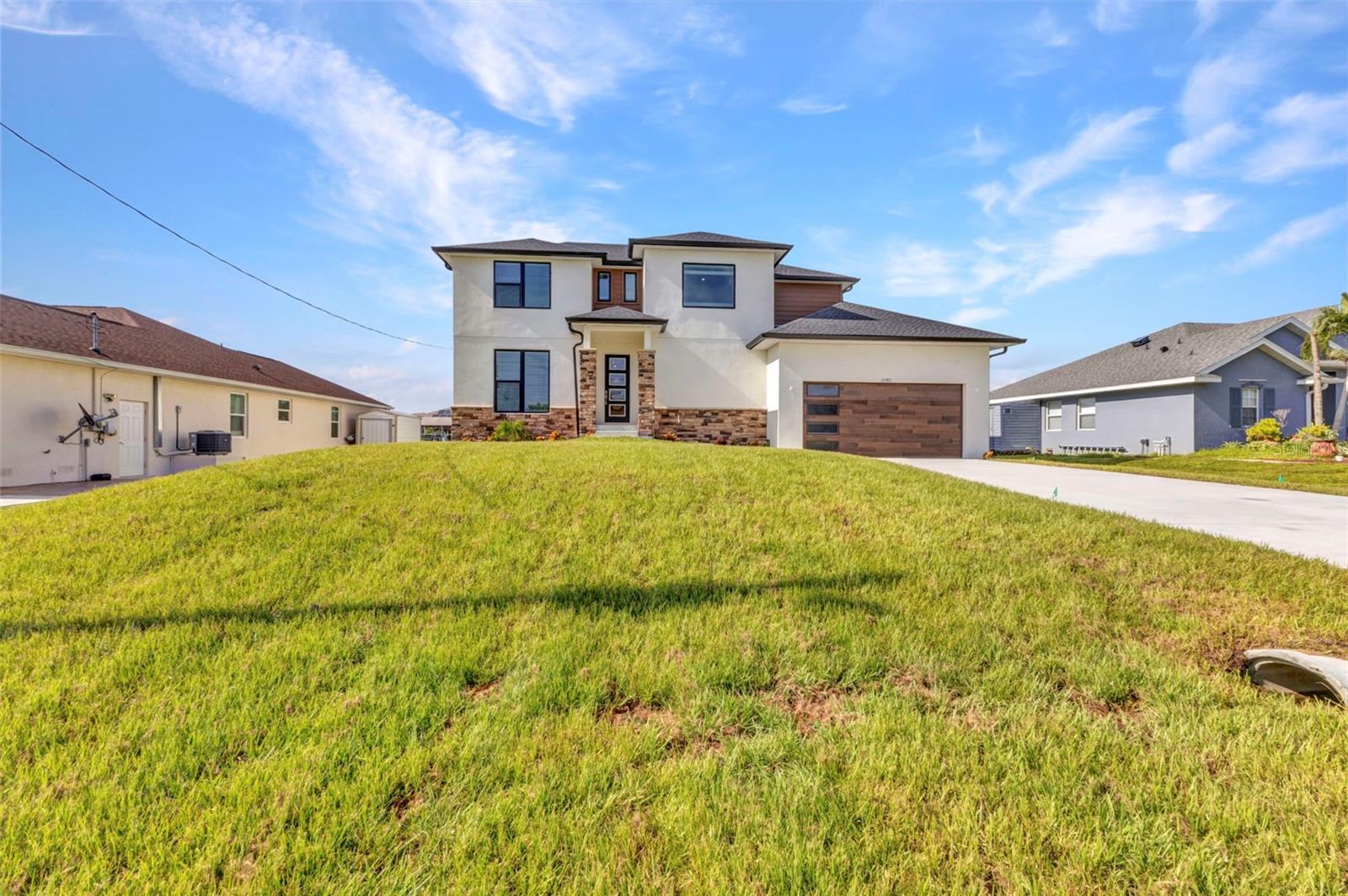 PORT CHARLOTTE SUB SEC SIXTY - Residential
