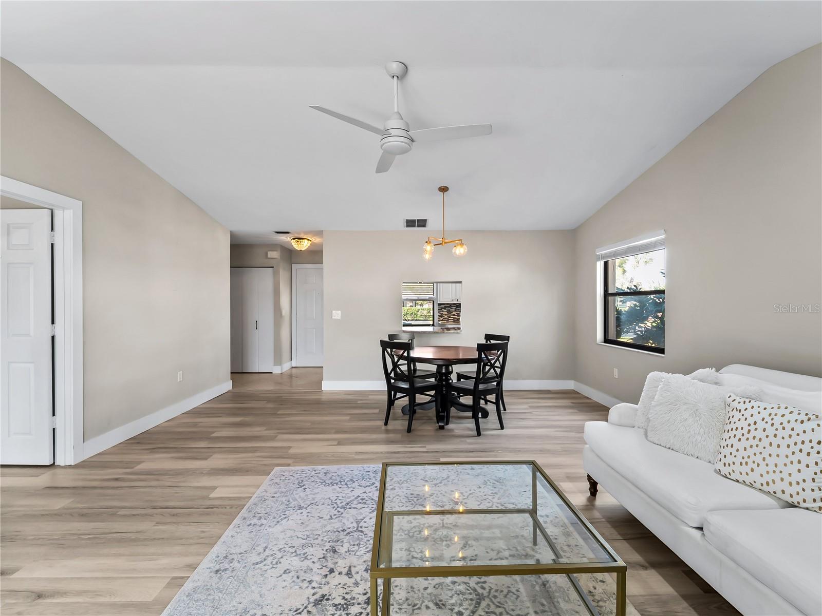 VILLAGE OAKS SEC A - Residential