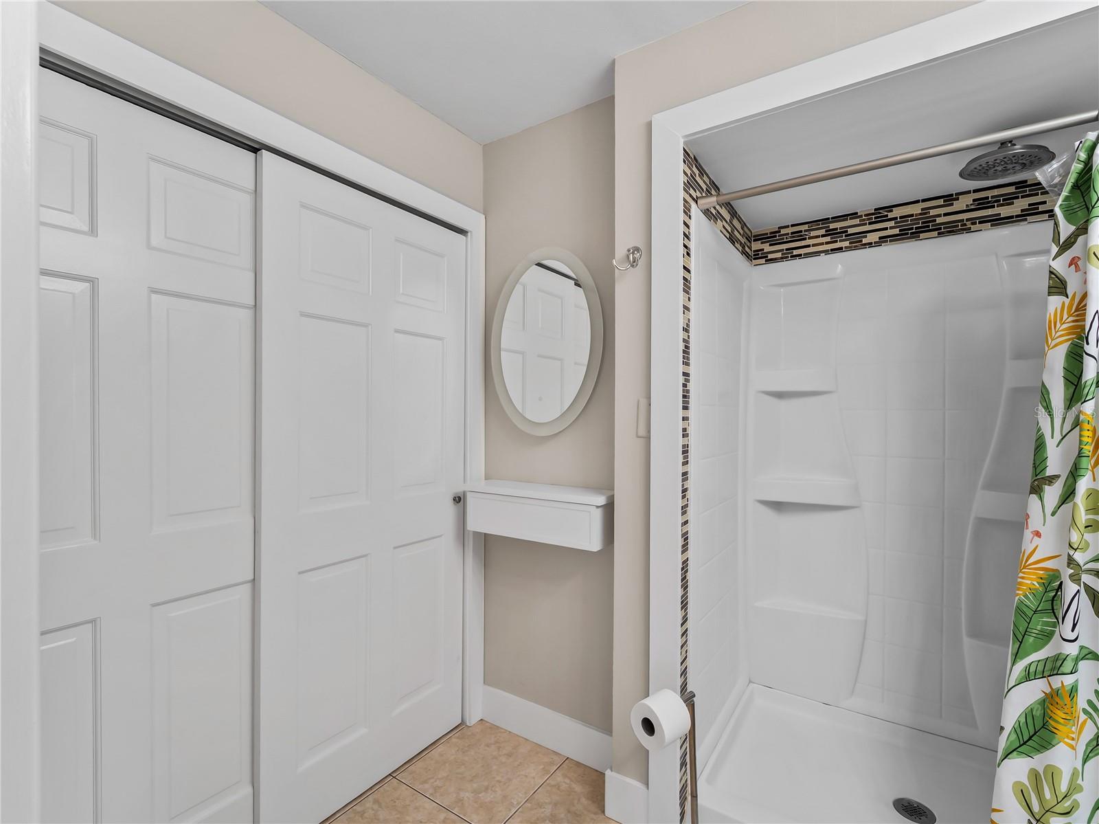 VILLAGE OAKS SEC A - Residential