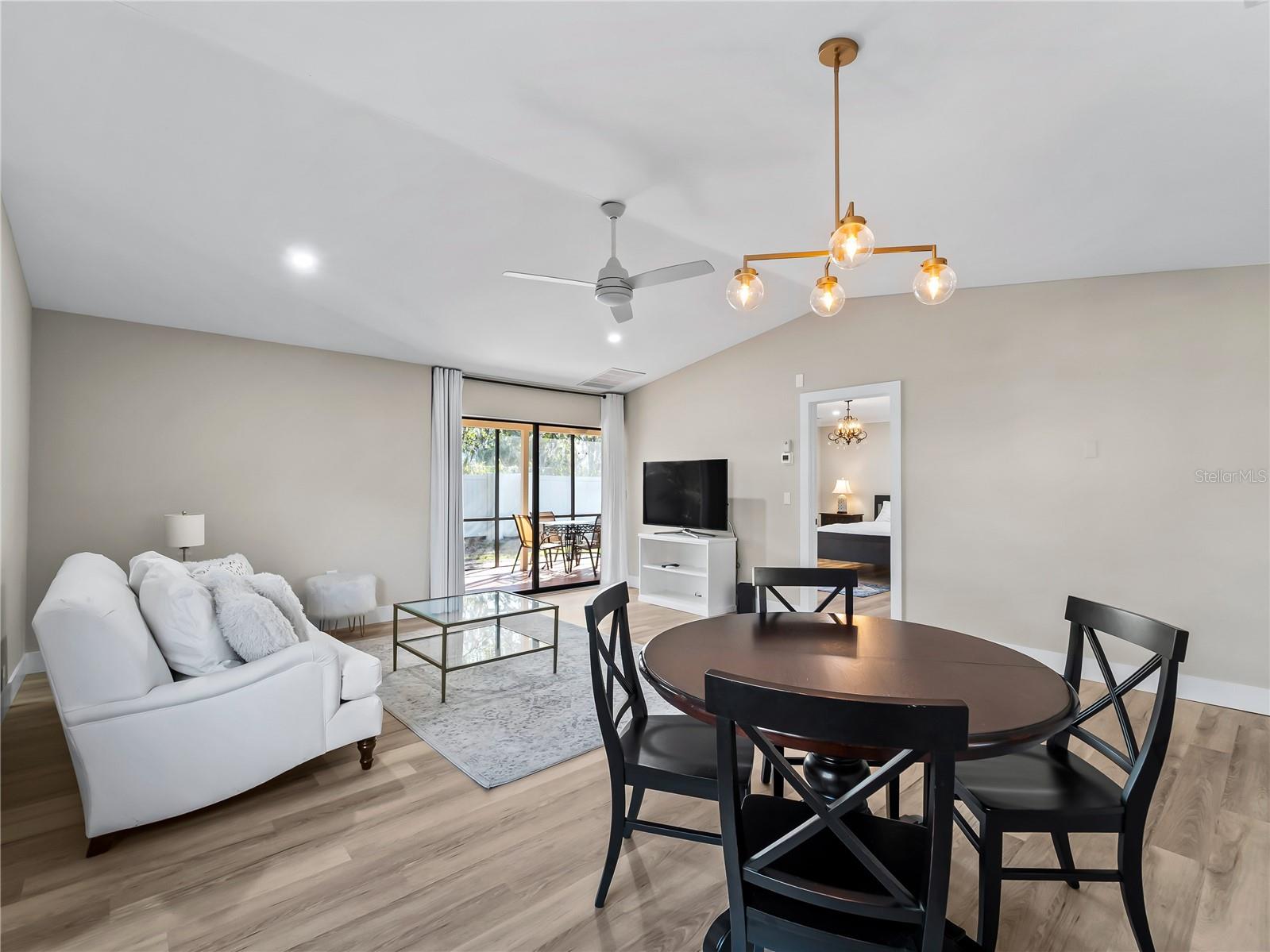 VILLAGE OAKS SEC A - Residential