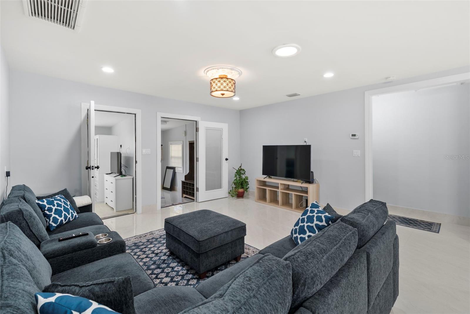 BELLE VISTA BEACH 1ST ADD - Residential