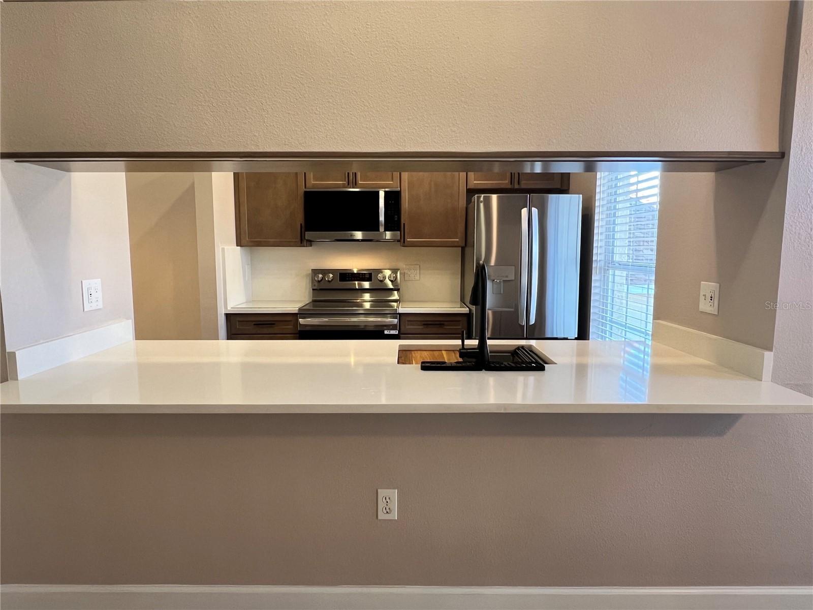 PINESTONE AT PALMER RANCH - Residential Lease