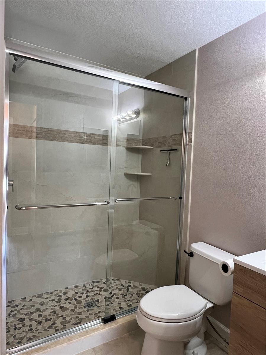 PINESTONE AT PALMER RANCH - Residential Lease