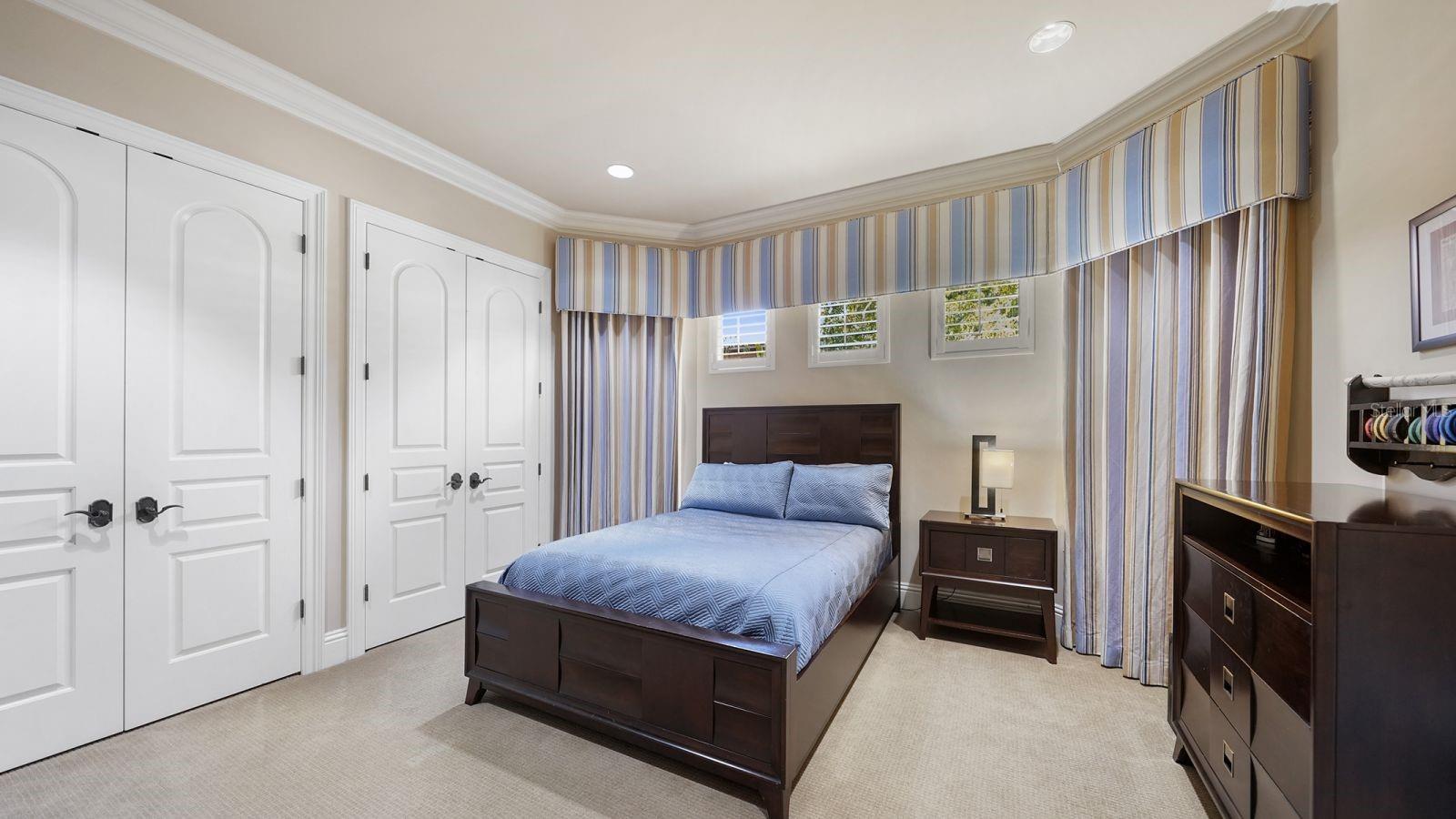 MORTON TERRACE - Residential