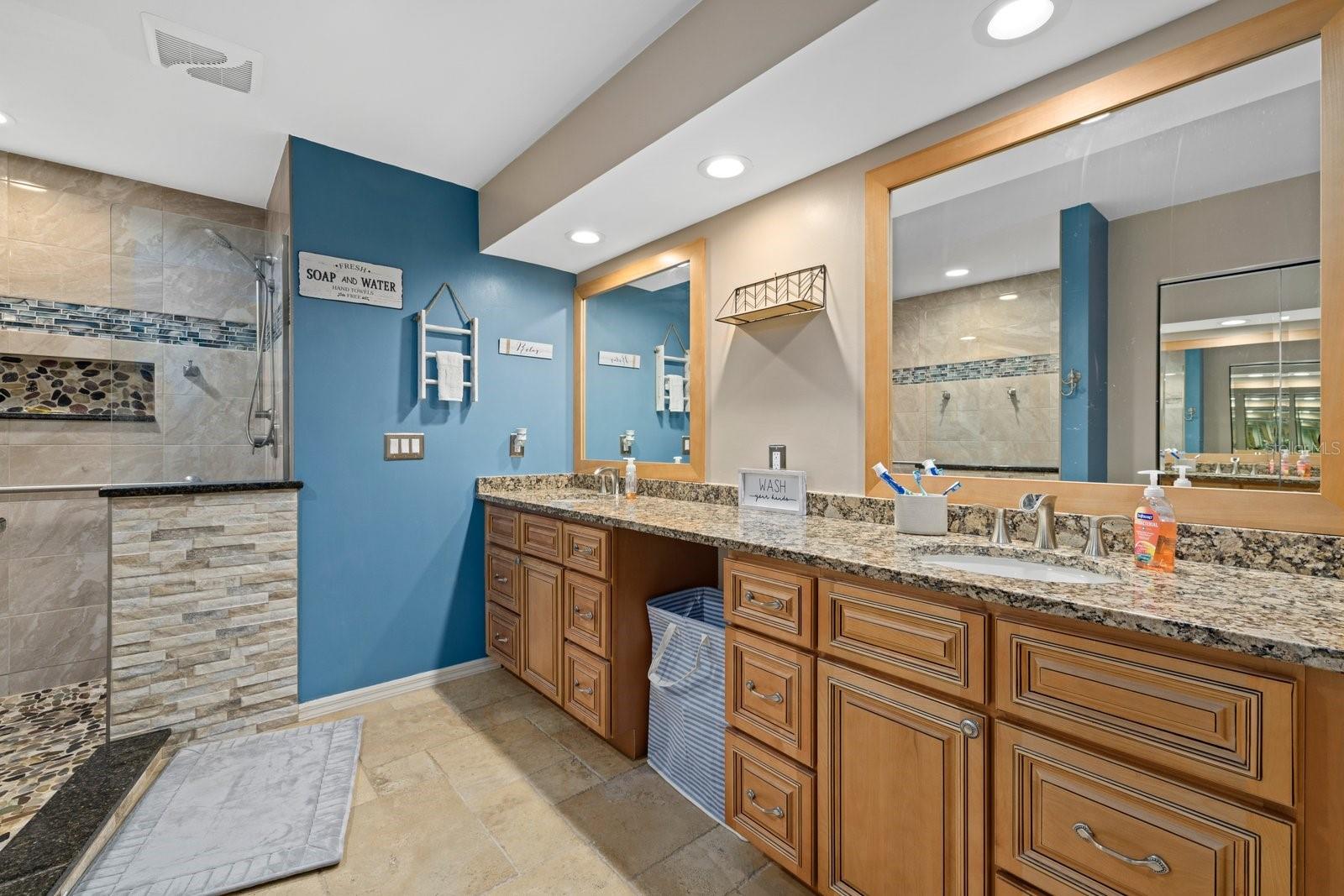 PLANTATION THE - Residential Lease