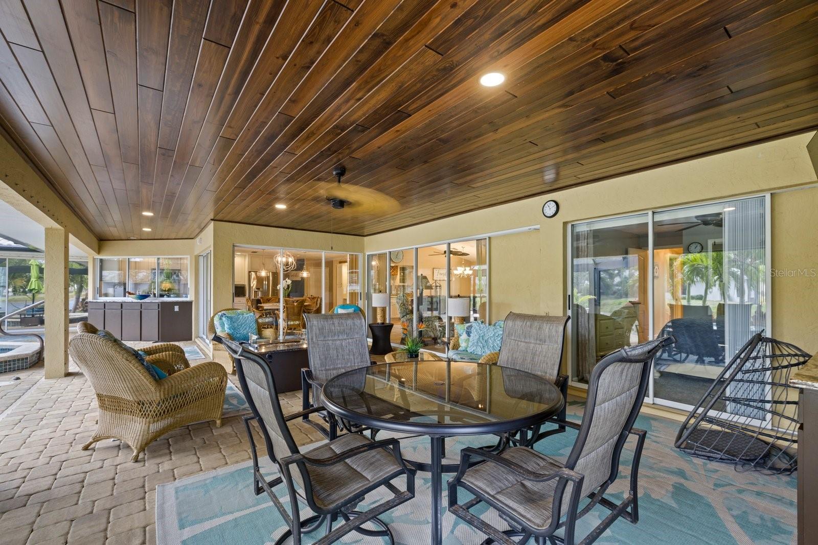 PLANTATION THE - Residential Lease