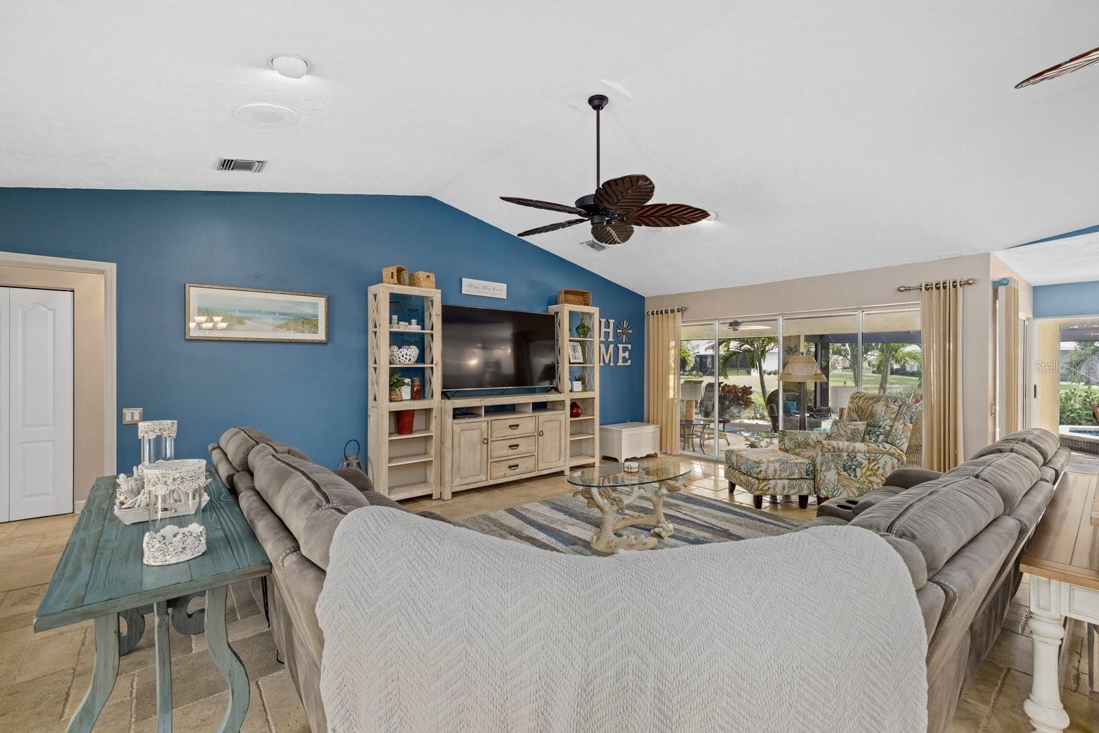 PLANTATION THE - Residential Lease