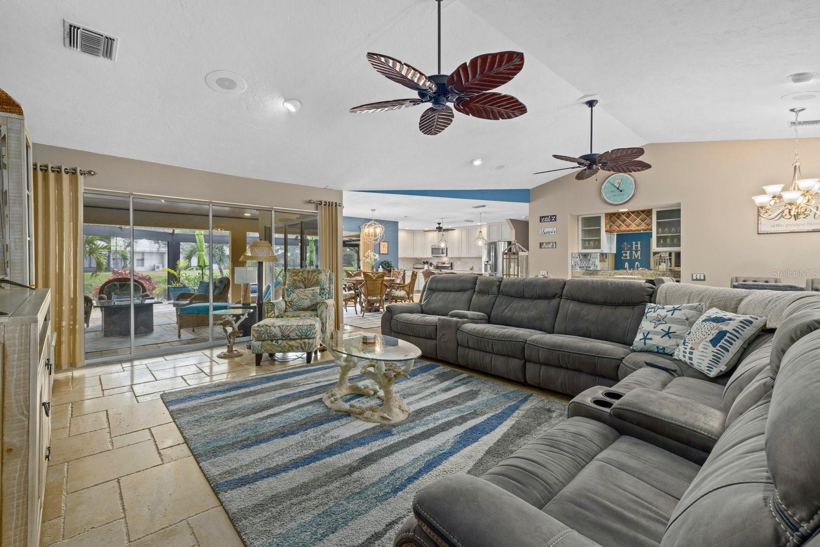 PLANTATION THE - Residential Lease