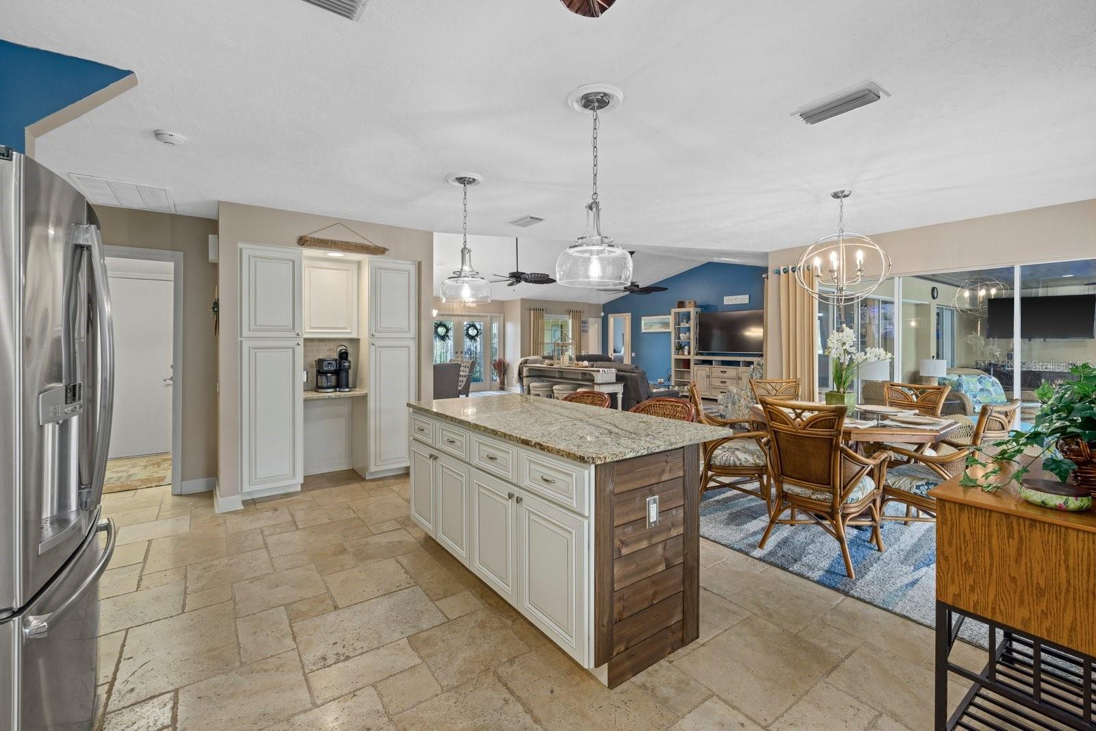 PLANTATION THE - Residential Lease
