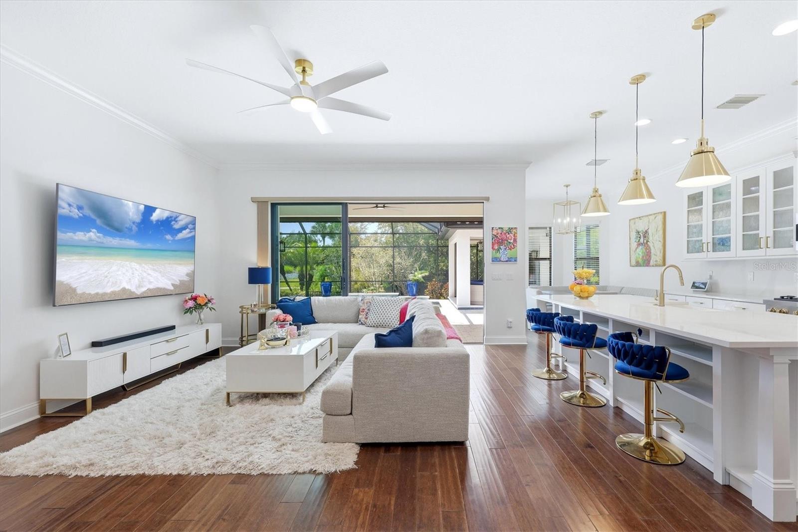 ESPLANADE PH I - Residential