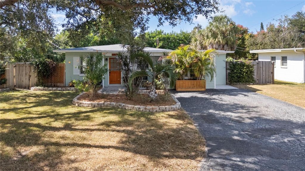 Photo of 3598 63rd Street N, St Petersburg, FL 33710 (MLS # TB8433222)