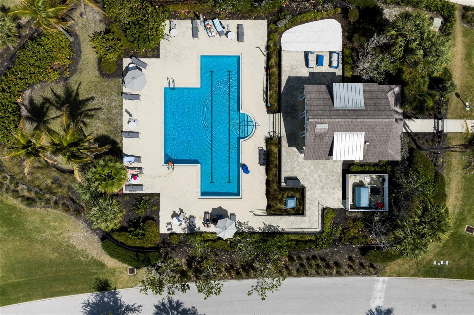 MANGROVE WALK ON HARBOUR ISLE PH 21 - Residential