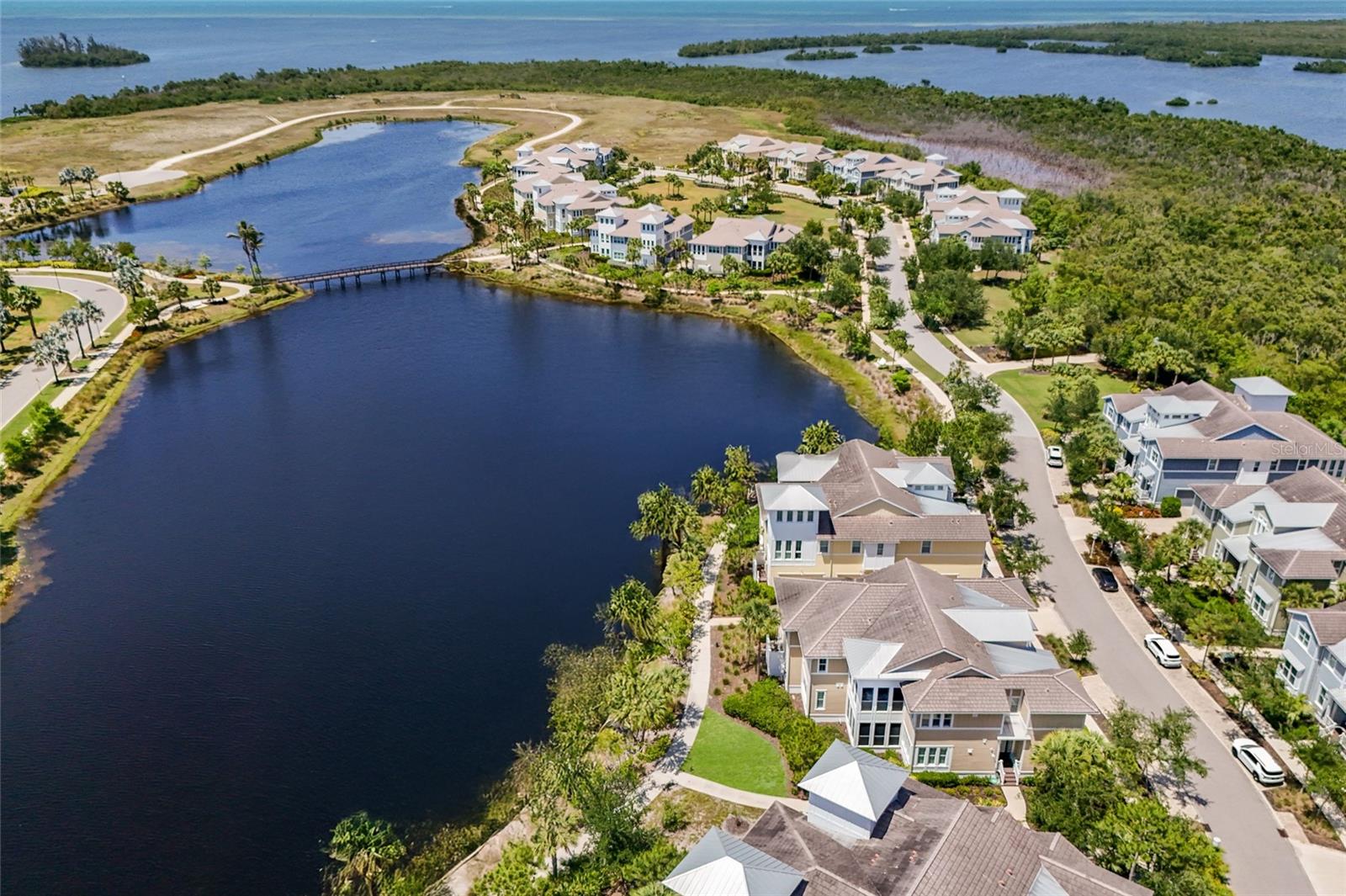 MANGROVE WALK ON HARBOUR ISLE PH 21 - Residential