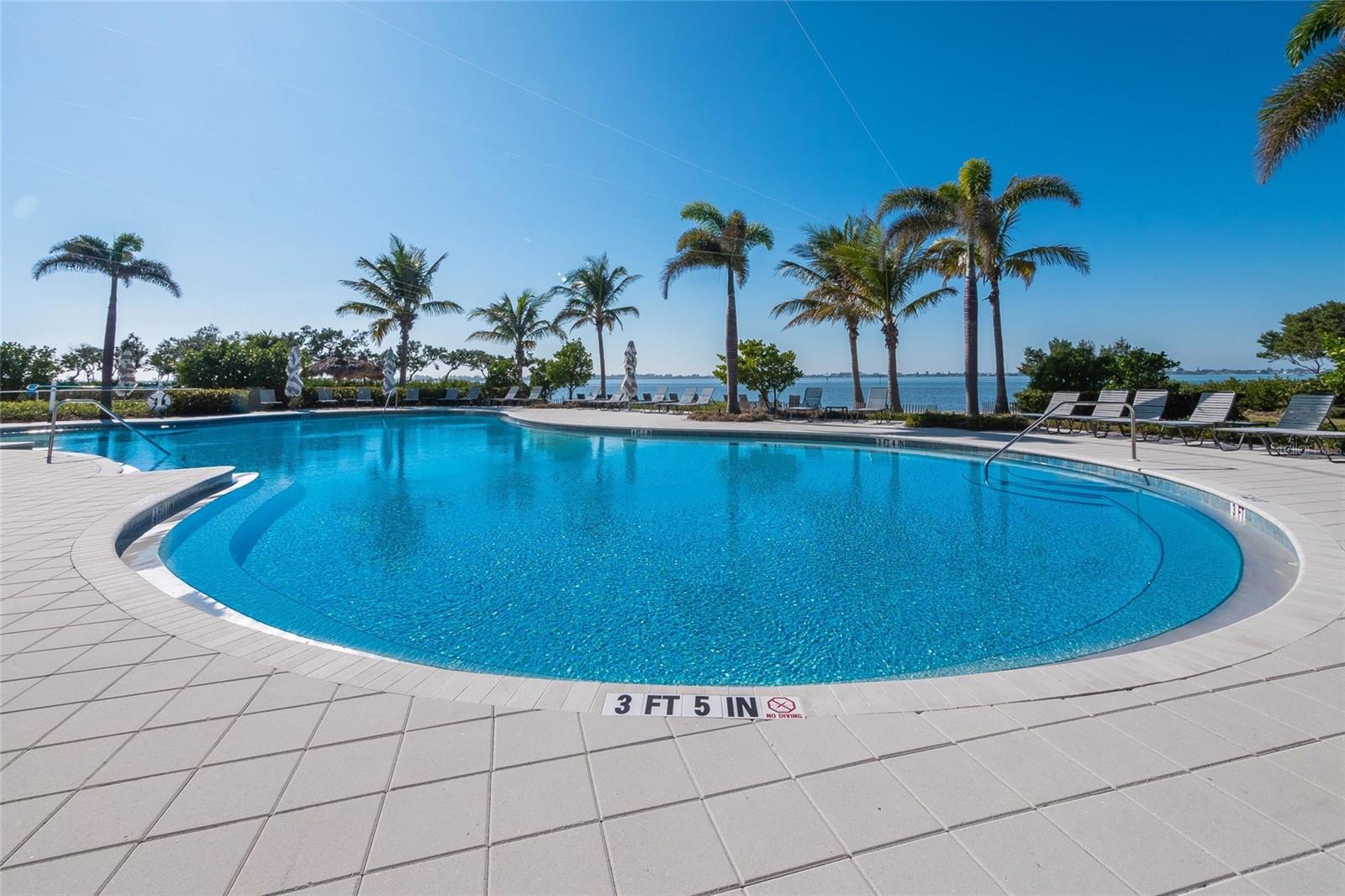 MANGROVE WALK ON HARBOUR ISLE PH 21 - Residential