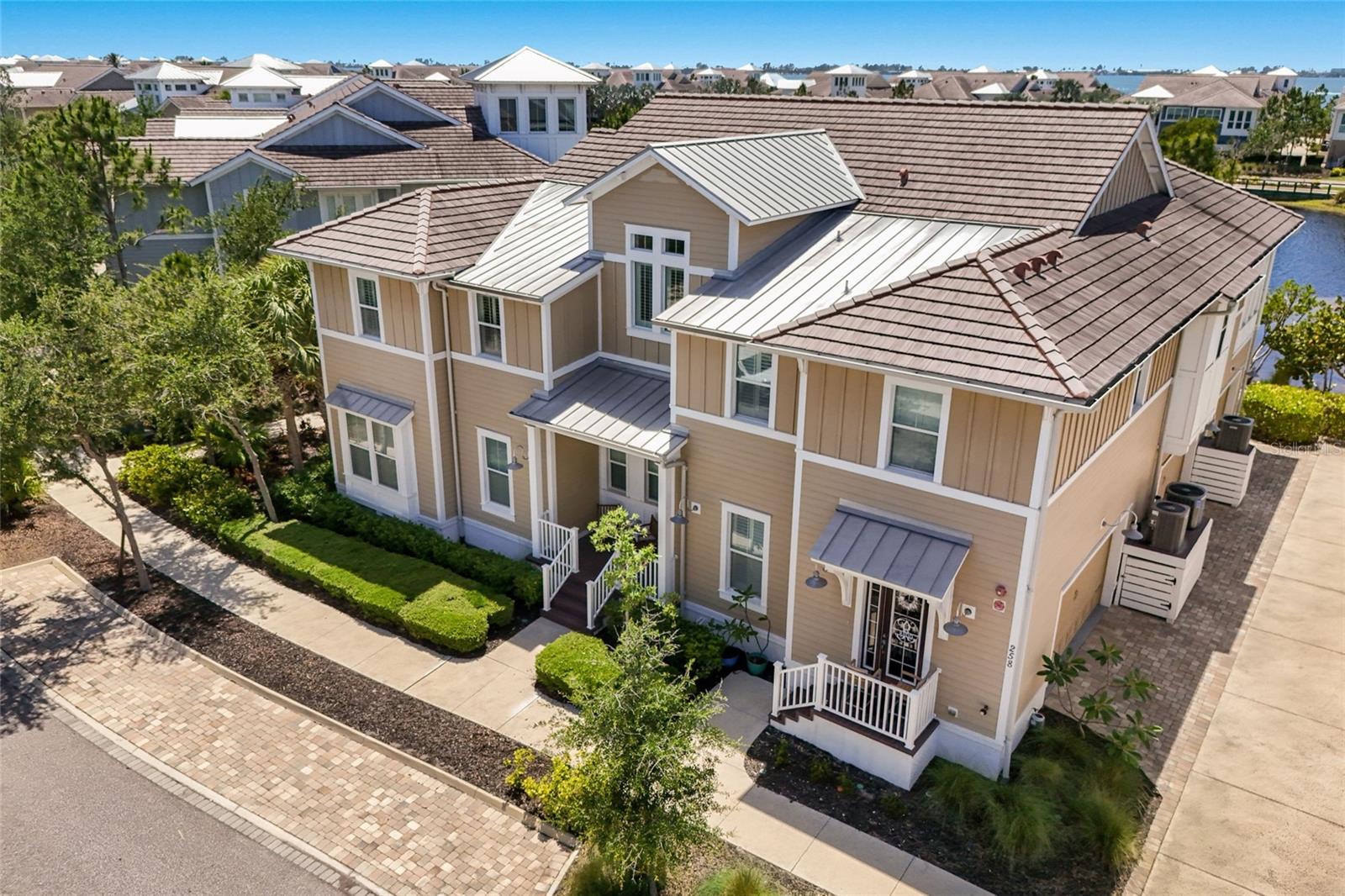 MANGROVE WALK ON HARBOUR ISLE PH 21 - Residential