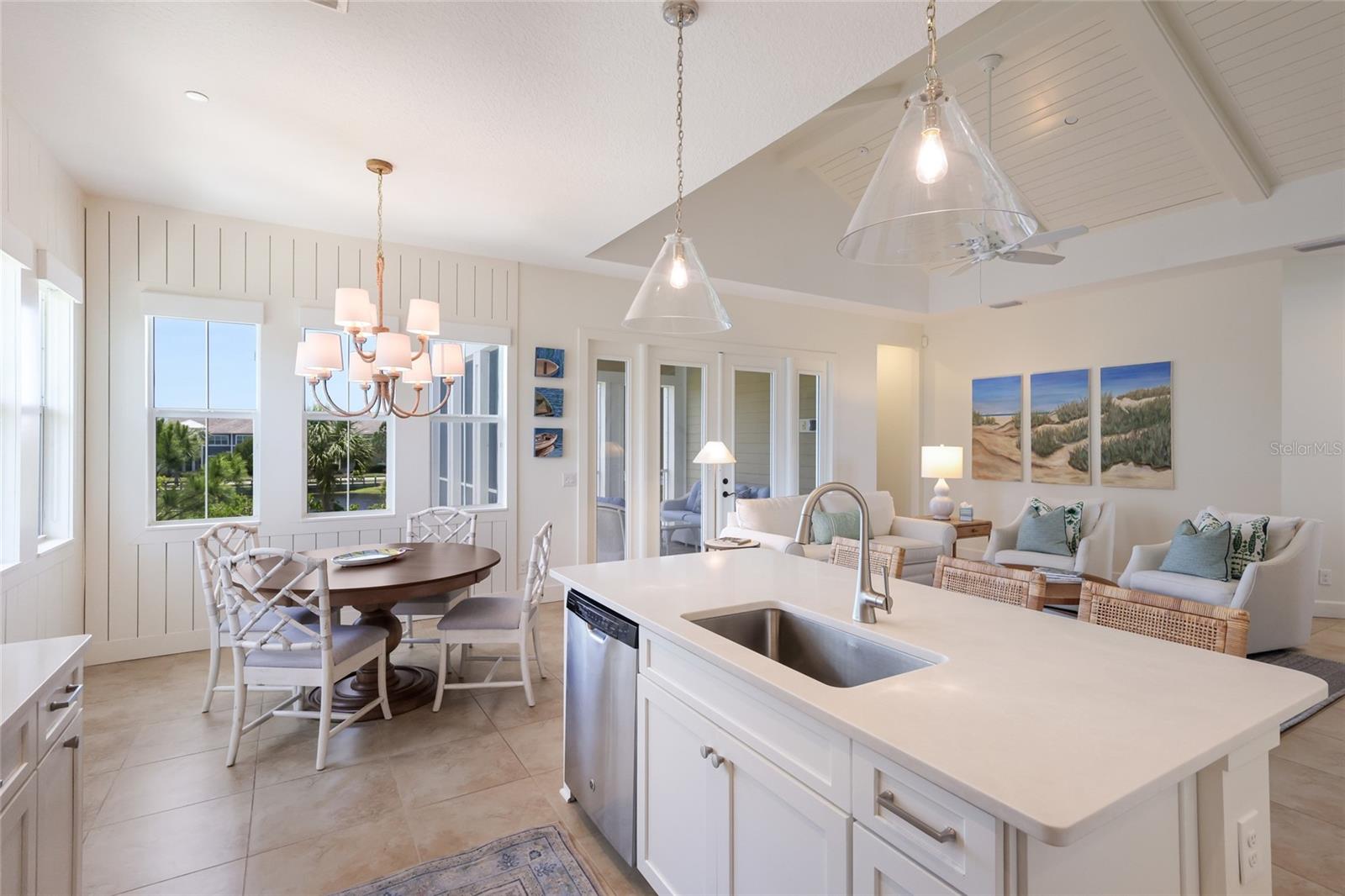 MANGROVE WALK ON HARBOUR ISLE PH 21 - Residential