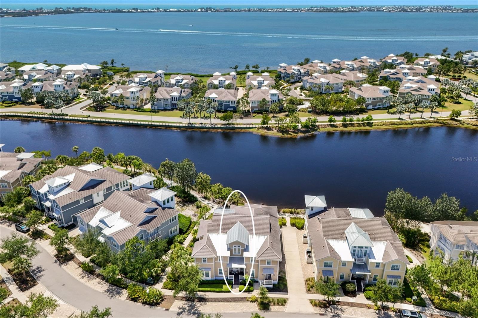 MANGROVE WALK ON HARBOUR ISLE PH 21 - Residential