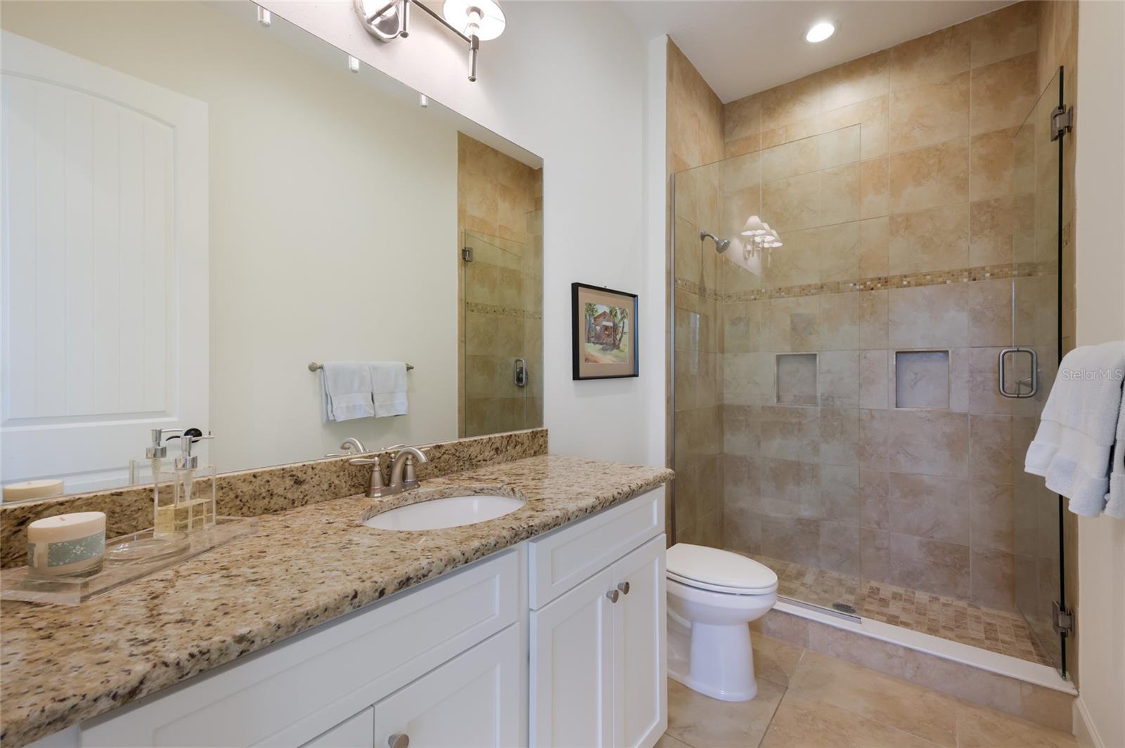 MANGROVE WALK ON HARBOUR ISLE PH 21 - Residential