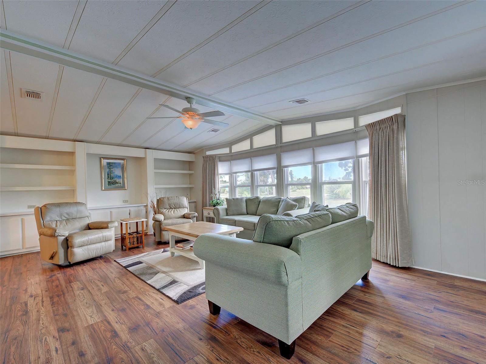 SANDALHAVEN ESTATES - Residential