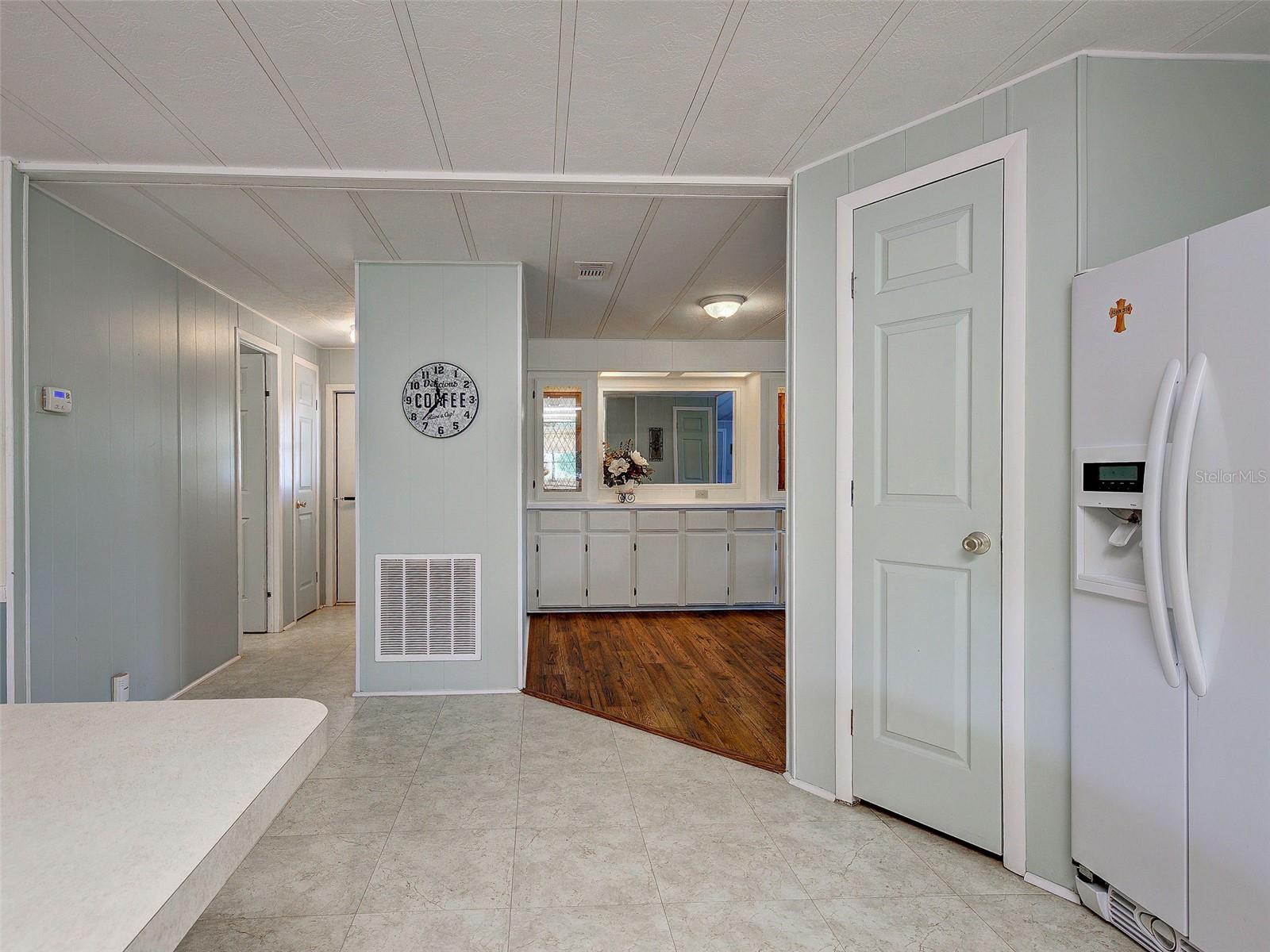 SANDALHAVEN ESTATES - Residential