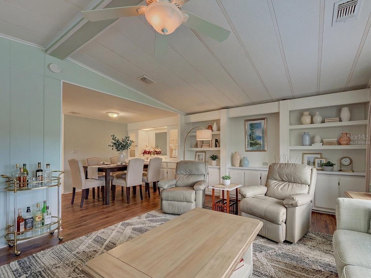 SANDALHAVEN ESTATES - Residential