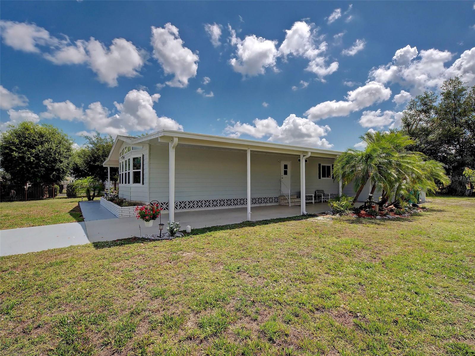 SANDALHAVEN ESTATES - Residential