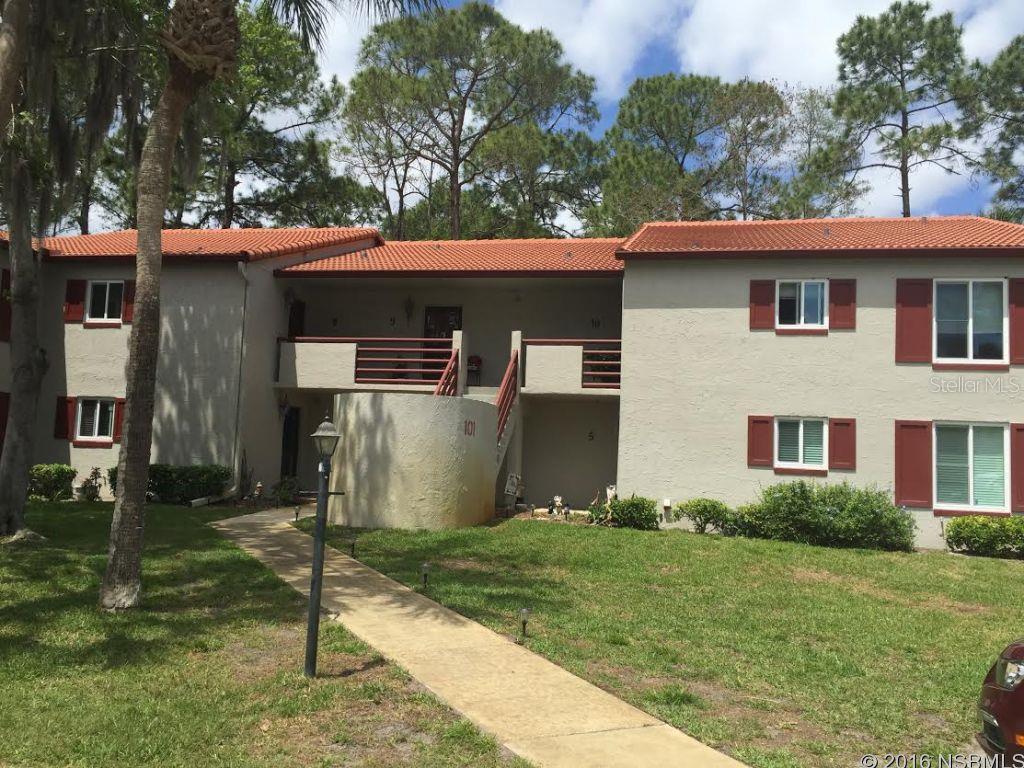 Hawks Landing At Pelican Bay Condo Ph 01-06 Amd 01 - Residential Lease