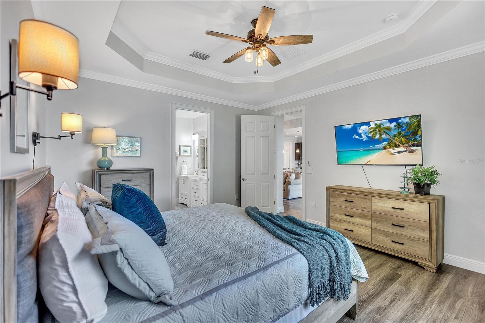 TOSCANA ISLES UN 1 - Residential