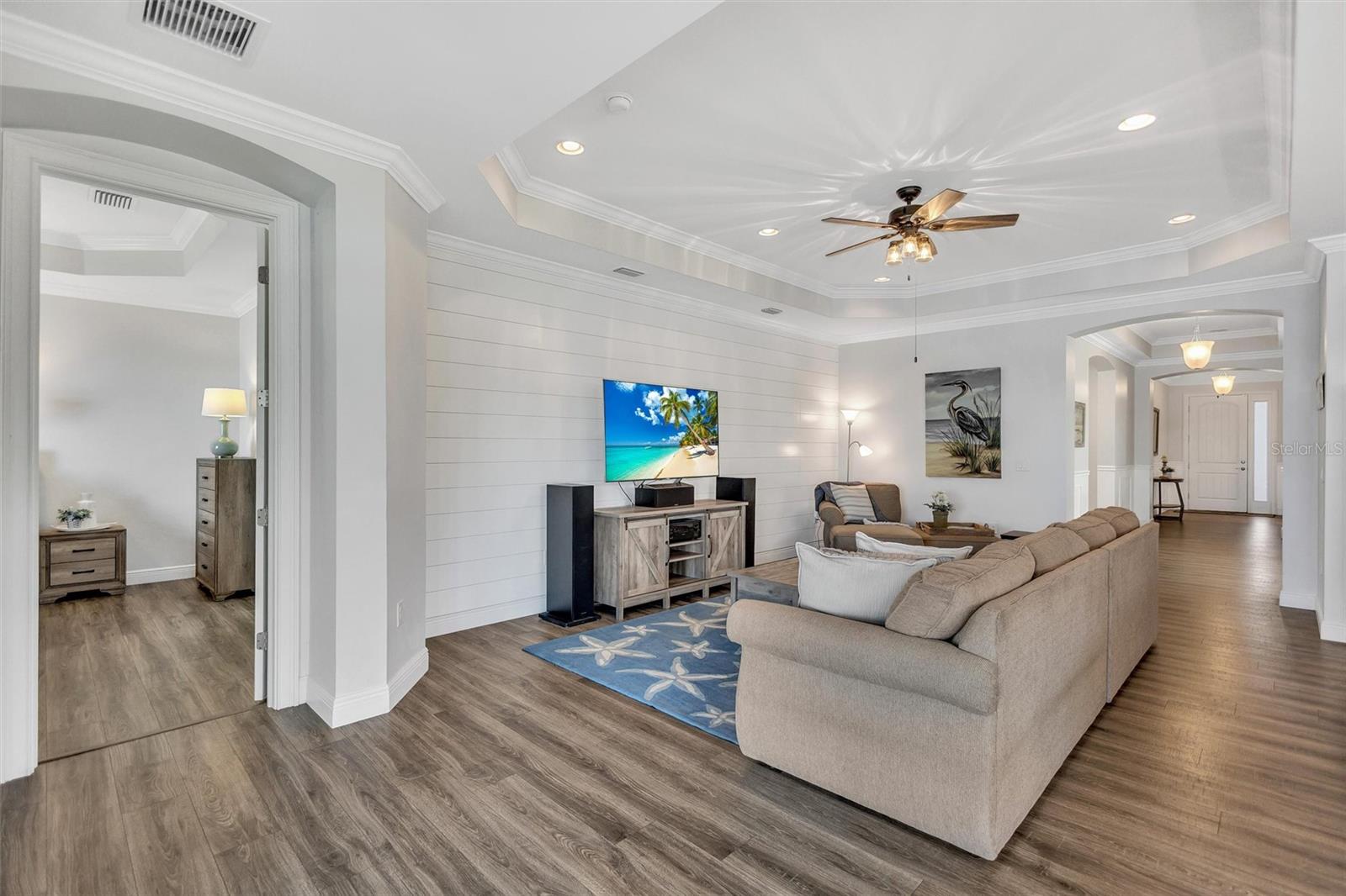 TOSCANA ISLES UN 1 - Residential