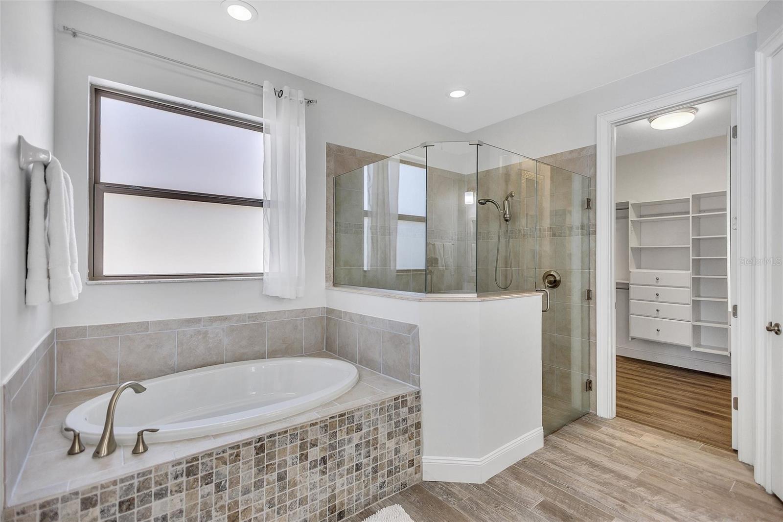 TOSCANA ISLES UN 1 - Residential