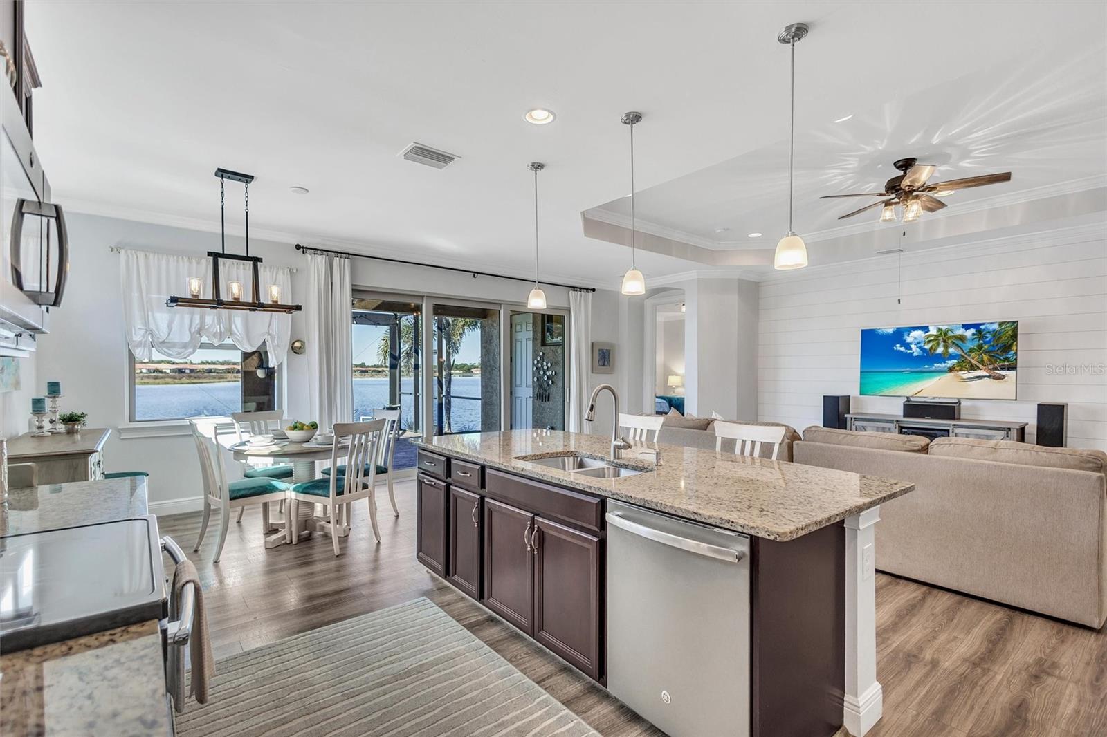 TOSCANA ISLES UN 1 - Residential