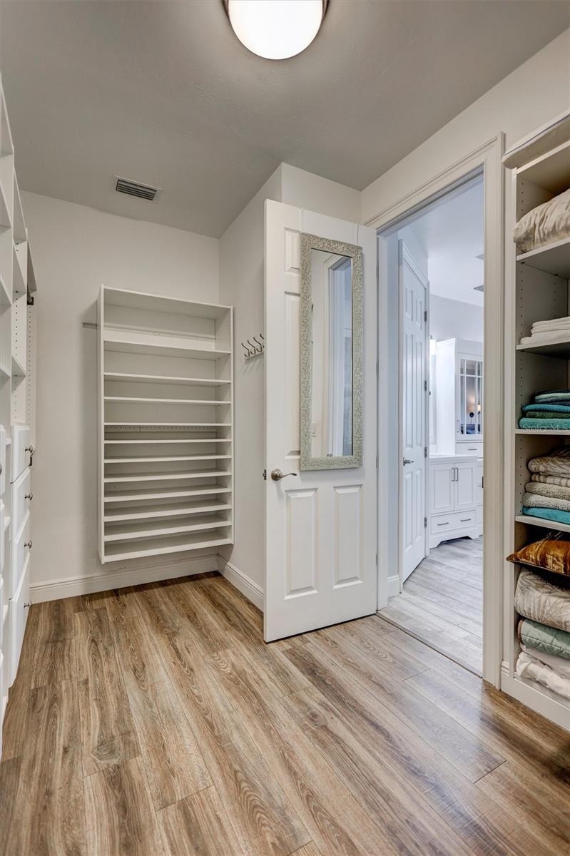 TOSCANA ISLES UN 1 - Residential