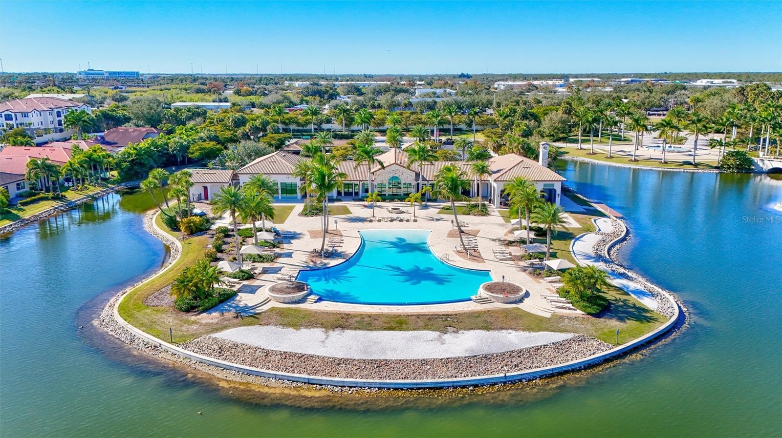 TOSCANA ISLES UN 1 - Residential