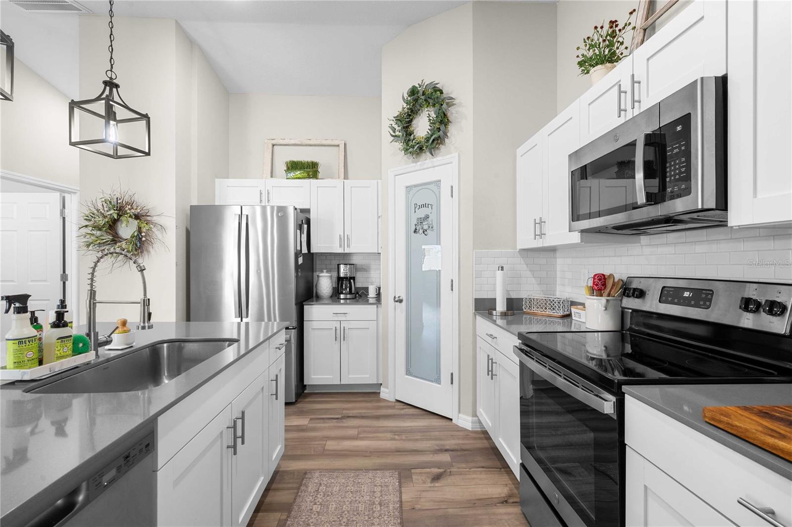 PASADENA POINT PH I - Residential