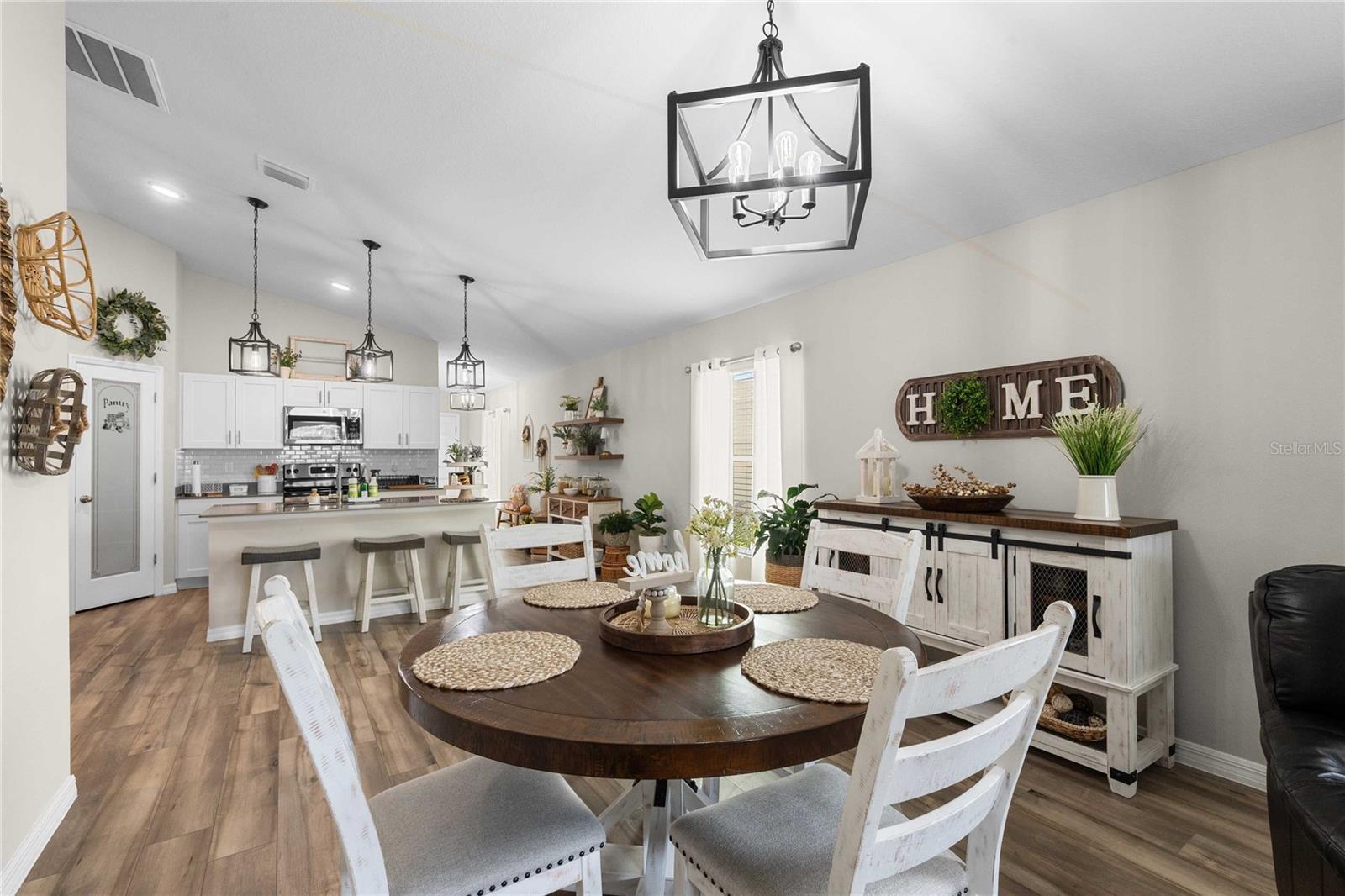 PASADENA POINT PH I - Residential