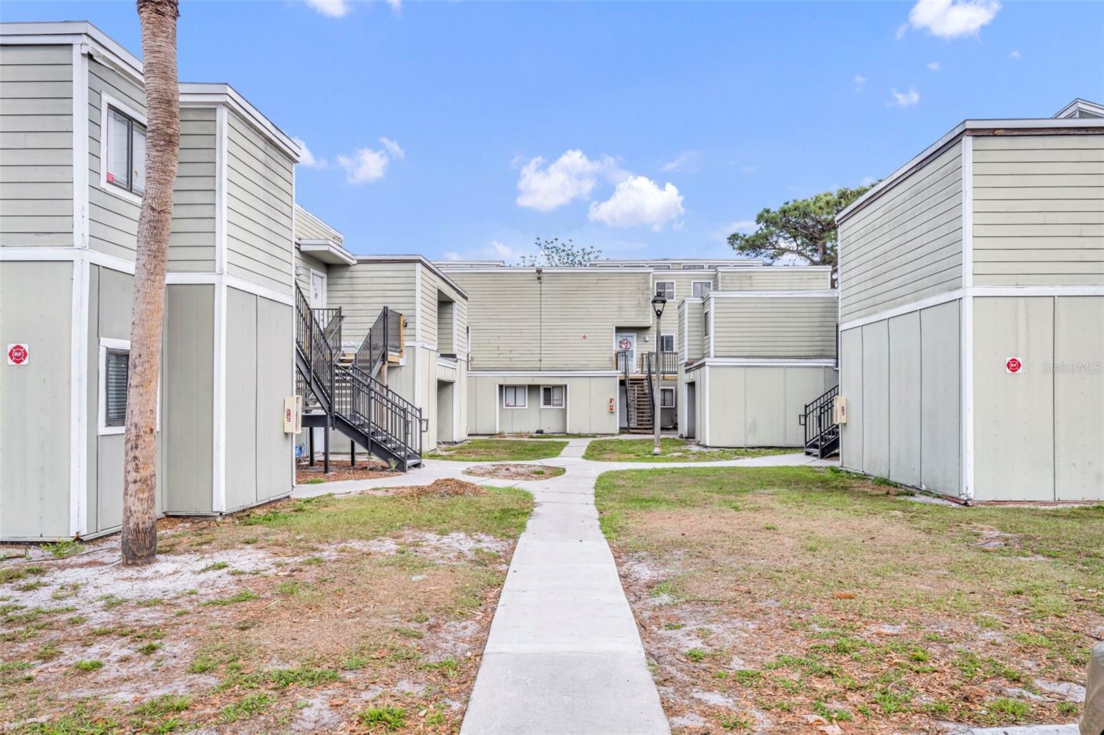 WINTER PARK WOODS CONDO - Residential